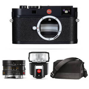M (Typ 262) Digital Rangefinder Camera with Summarit-M 35mm f/2.4 Lens and SF 40 Flash Bundle